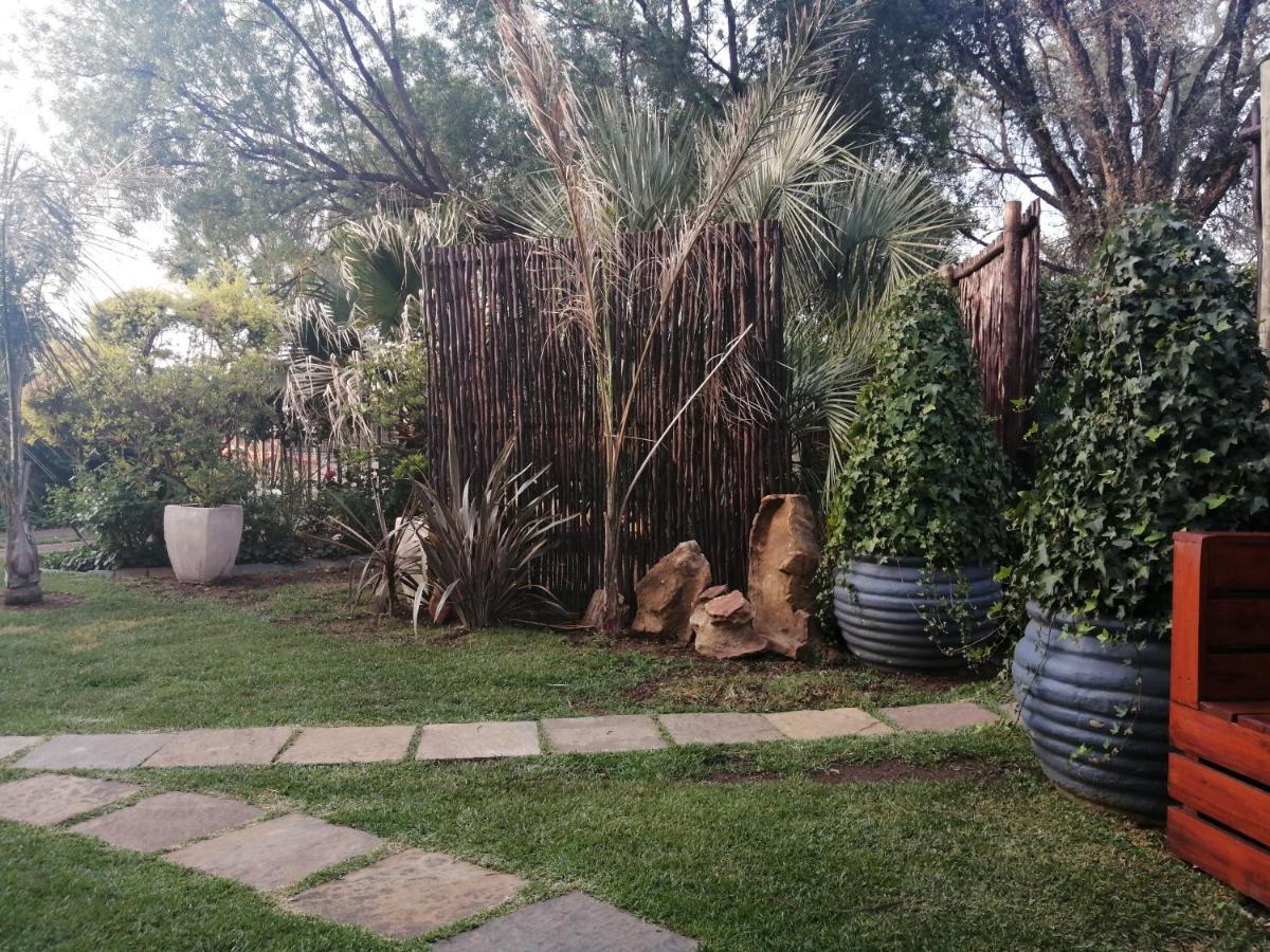 Roxy'S Rest Guest House Vanderbijlpark Dış mekan fotoğraf